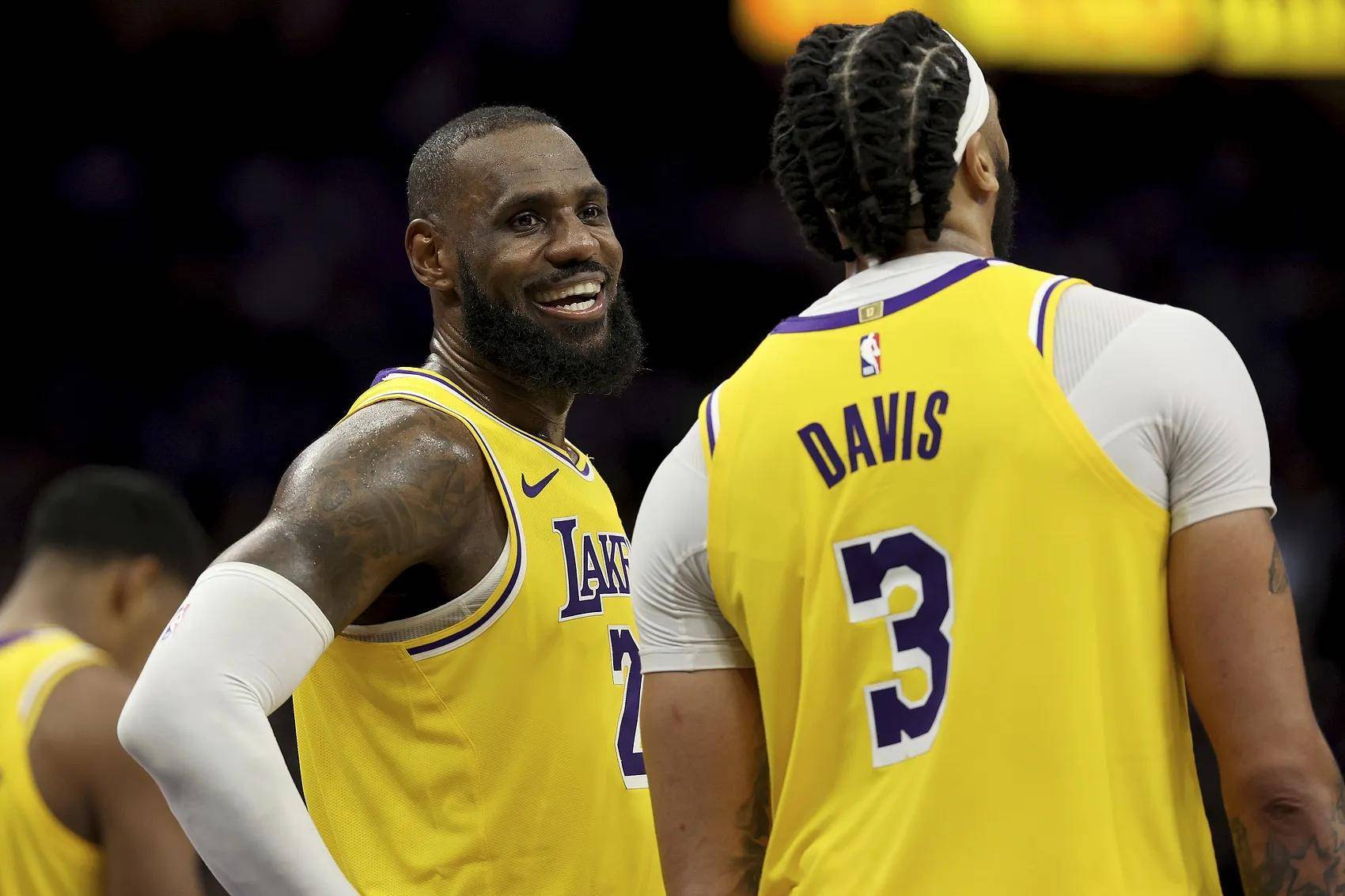 pg模拟器浓眉哥巅峰对决，C罗与30激战C9分钟，败北胜负难料！的简单介绍